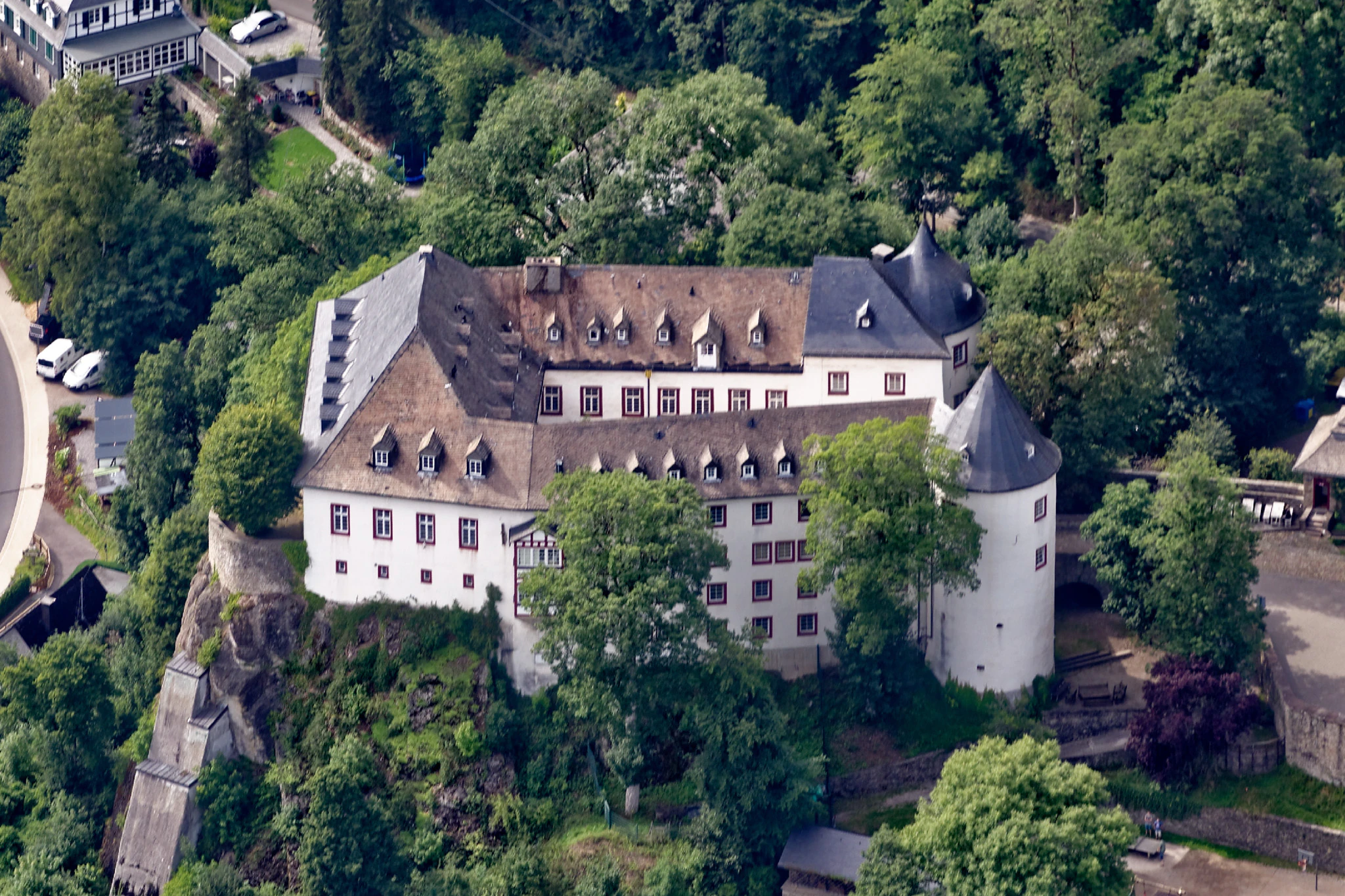https://jobs-swf.de/wp-content/uploads/2023/06/lennestadt-burg.jpg