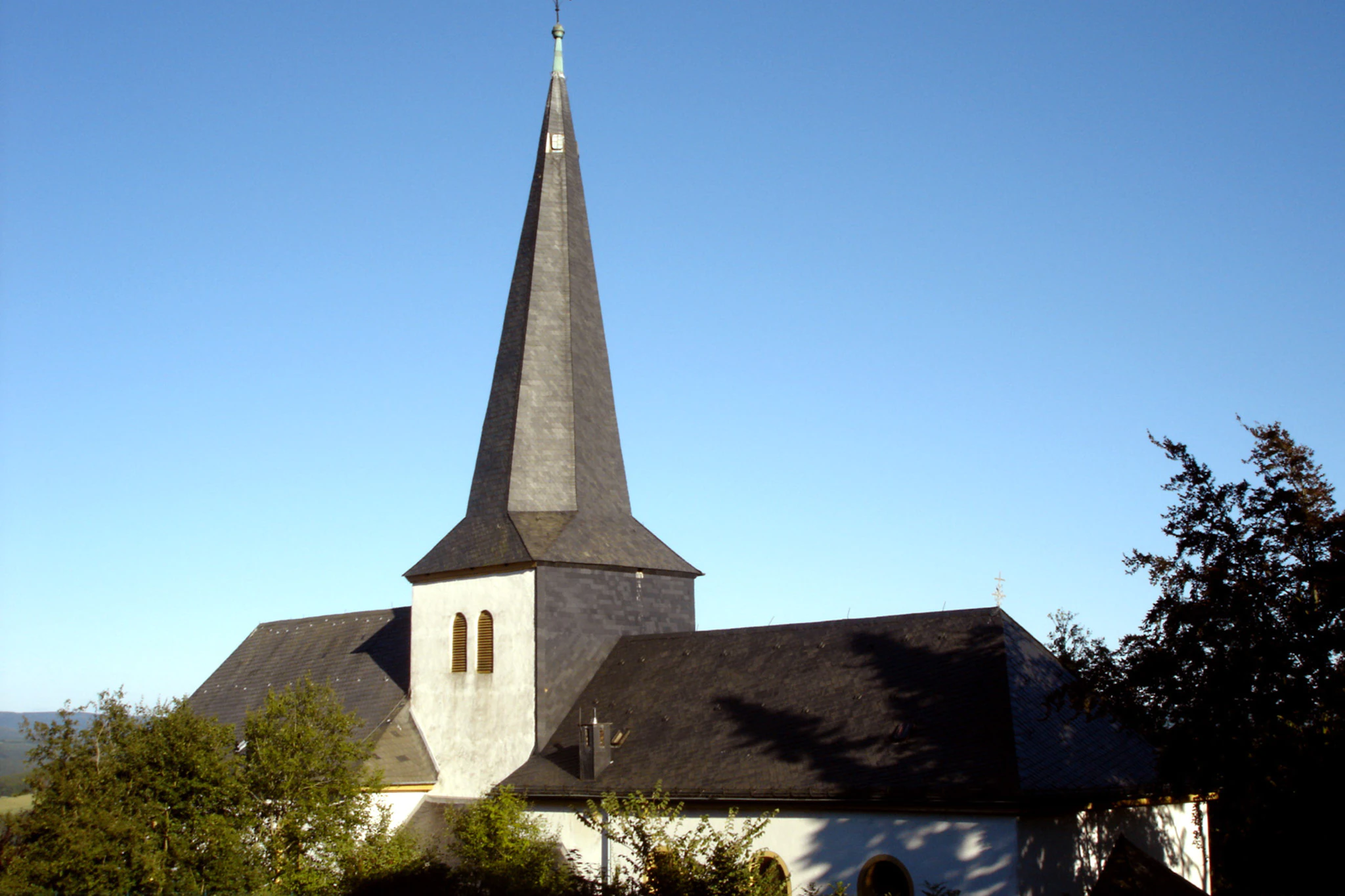 https://jobs-swf.de/wp-content/uploads/2023/06/wilnsdorf-kirche.jpg